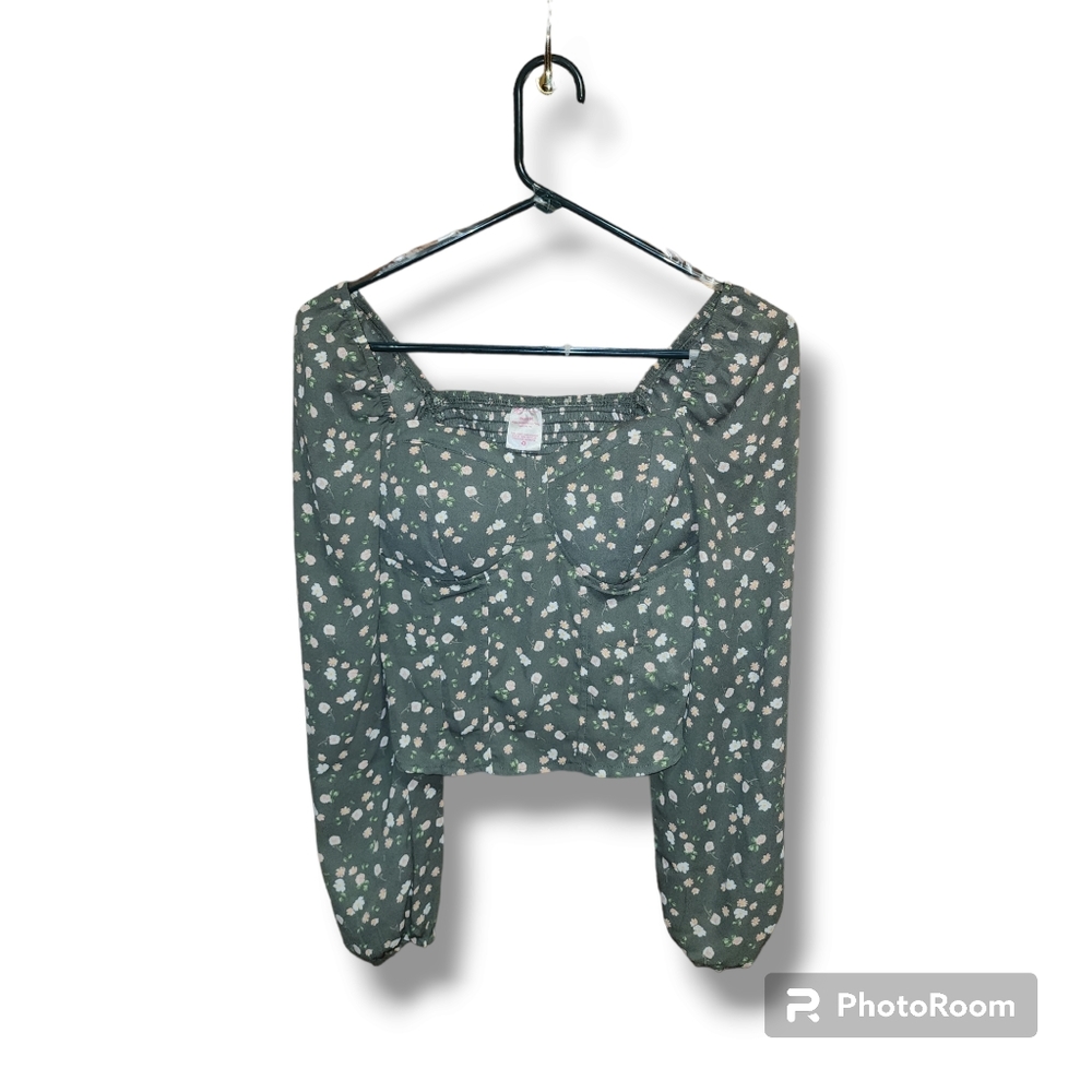 Green crop top